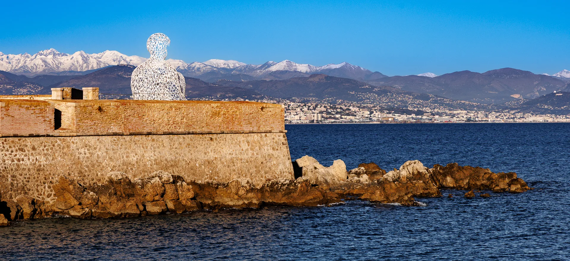 MDY - Antibes (Le Nomade).jpg